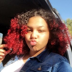 Meet your Posher, Tyana